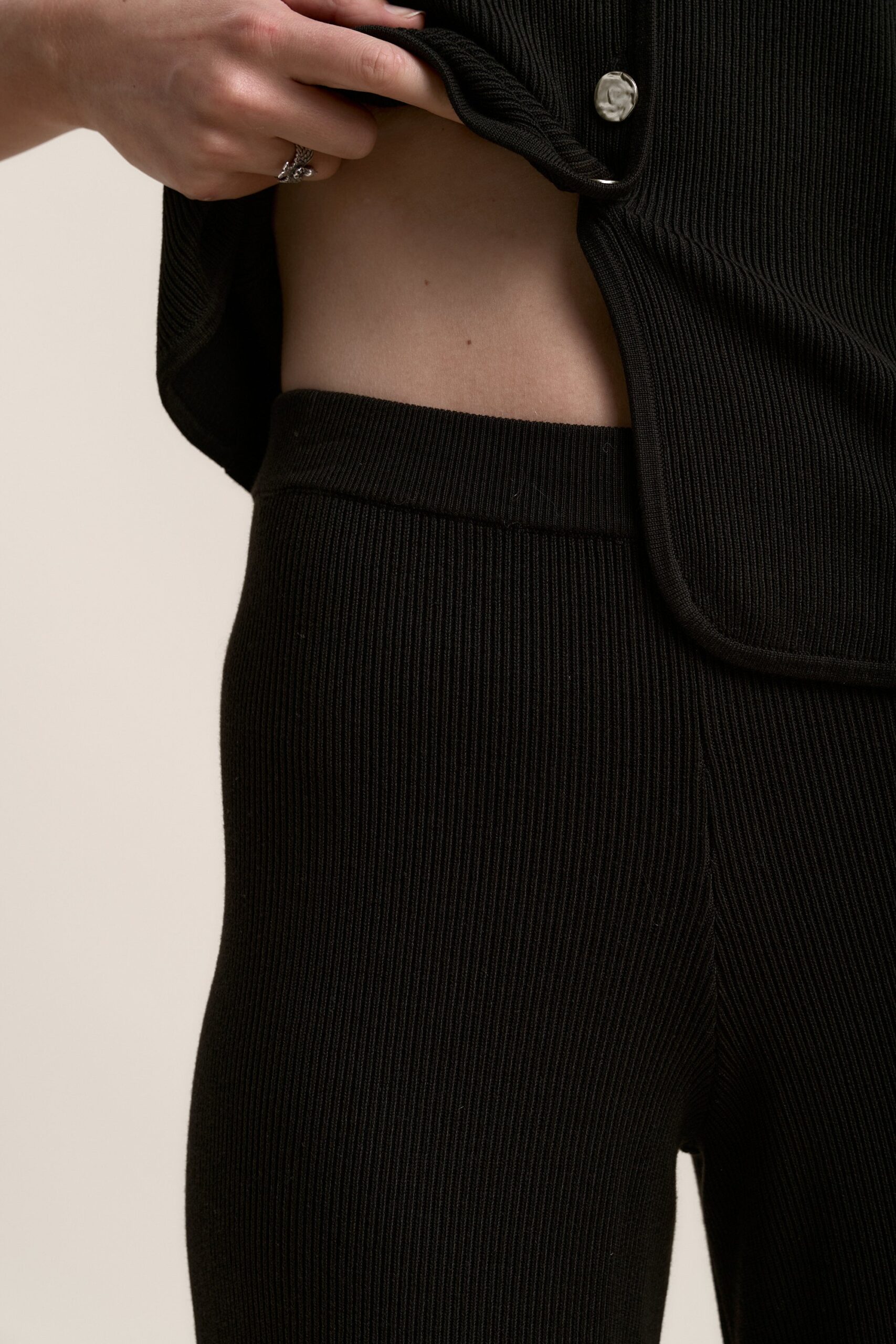 Charlie Knitted Pants - Image 5