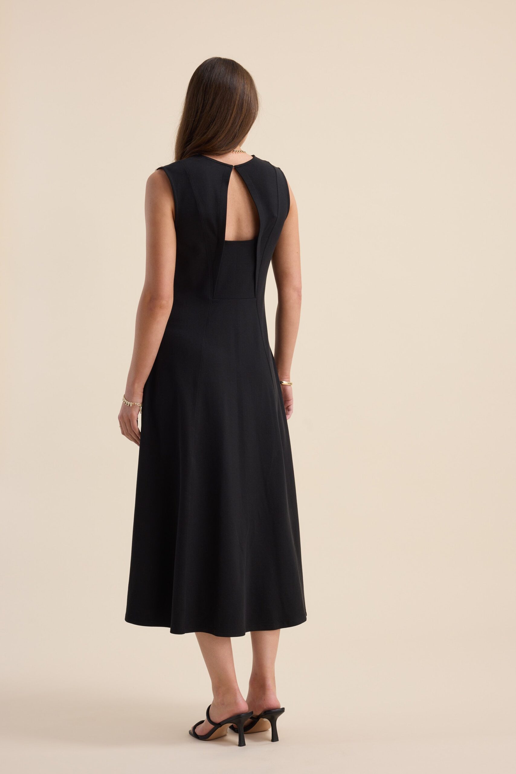 Elementary Sleeveless Midi Dress - Image 8