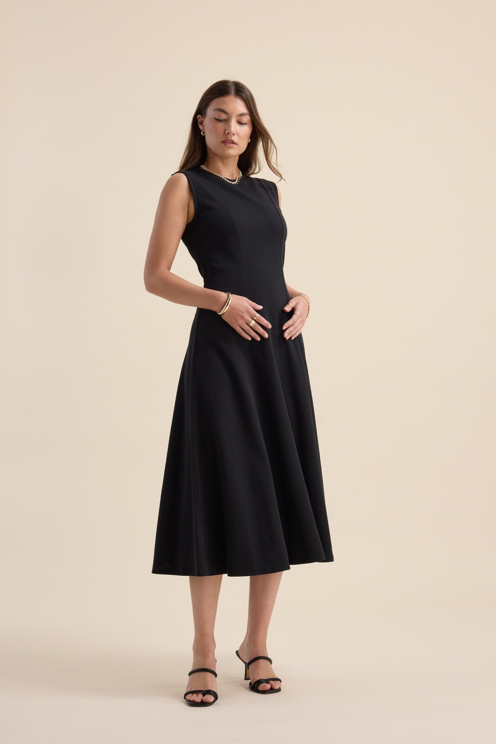 Elementary Sleeveless Midi Dress - Image 5