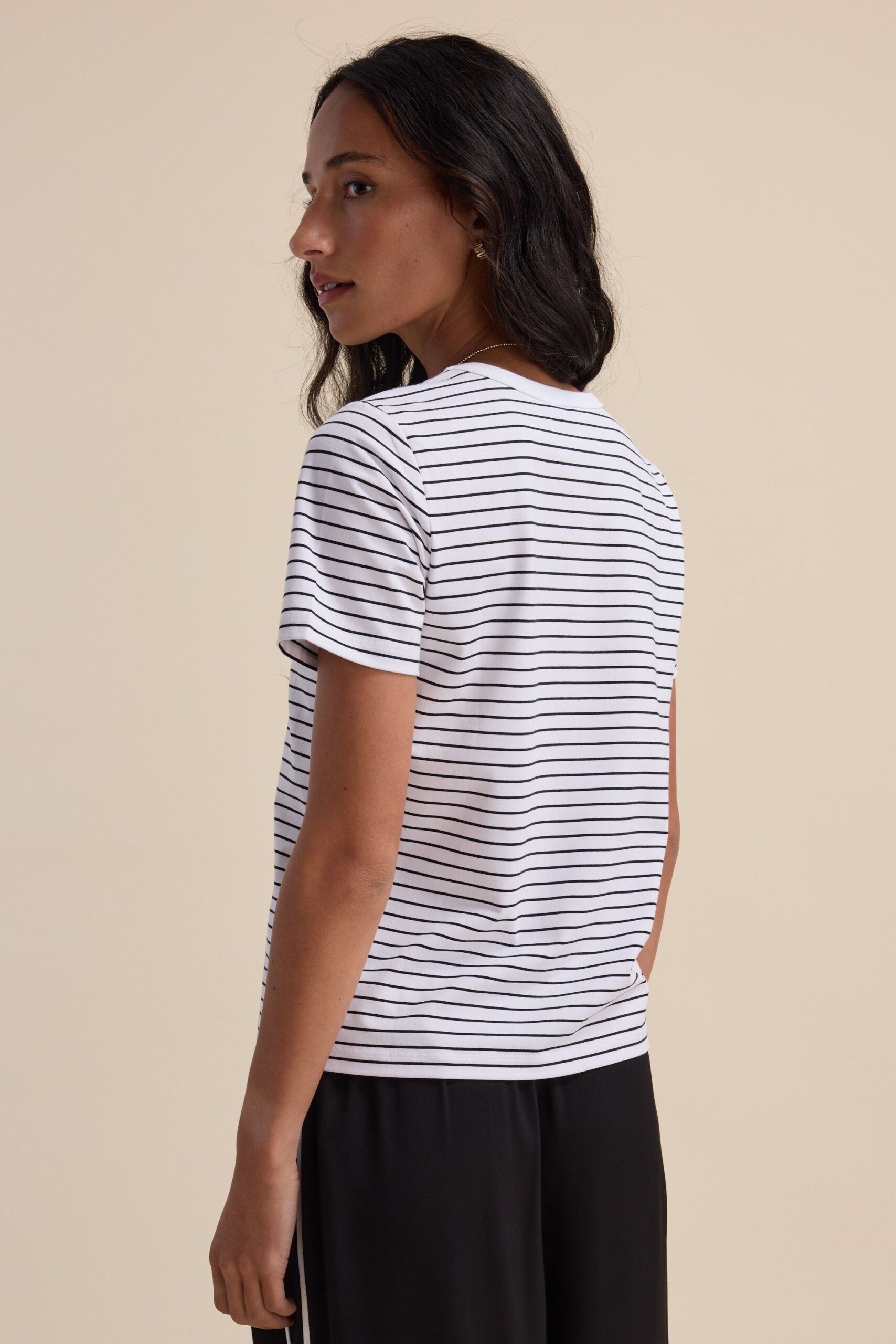 The Perfect Short Sleeve Crew Neck Tee - Image 6