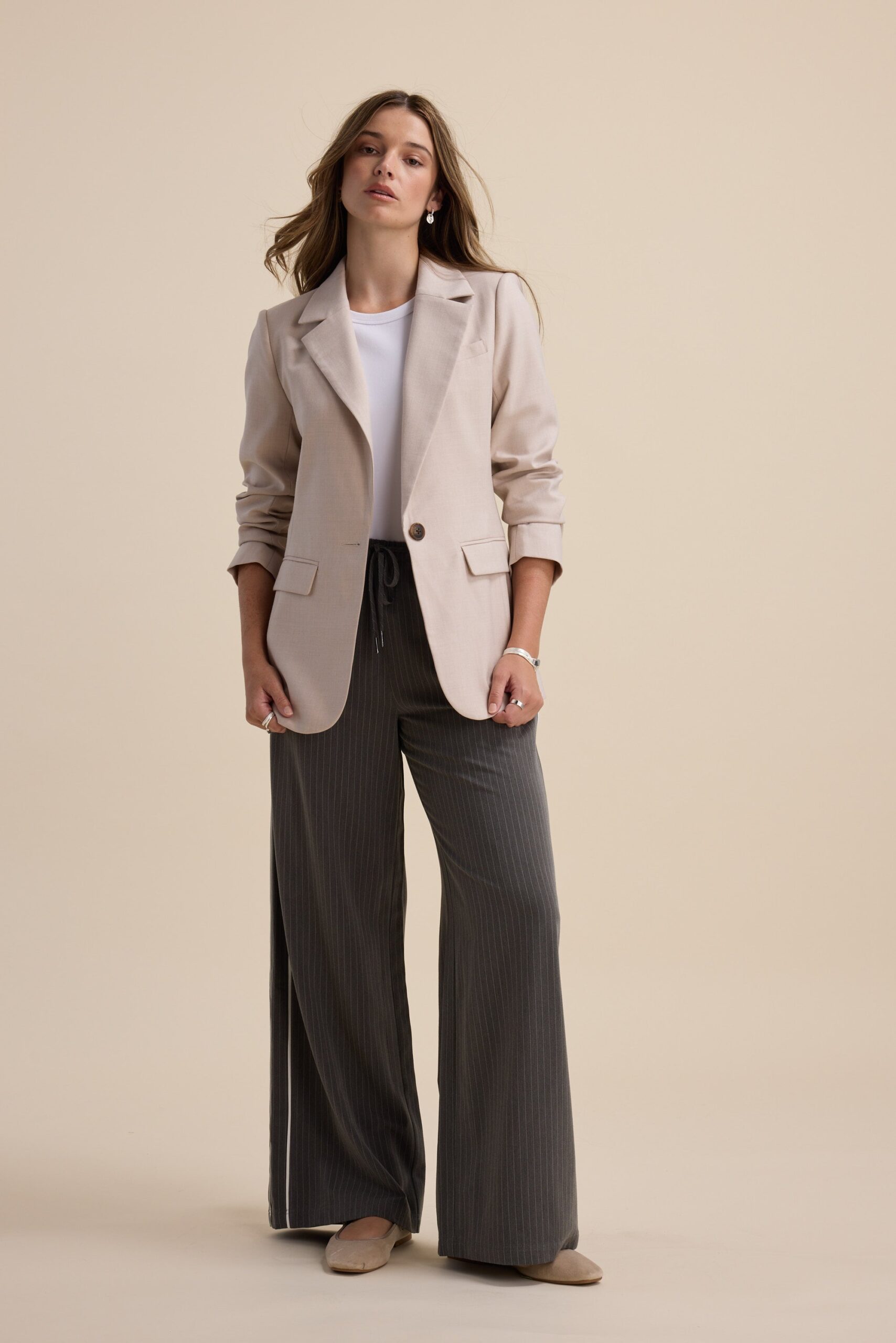 The Wool Blend Blazer - Image 7